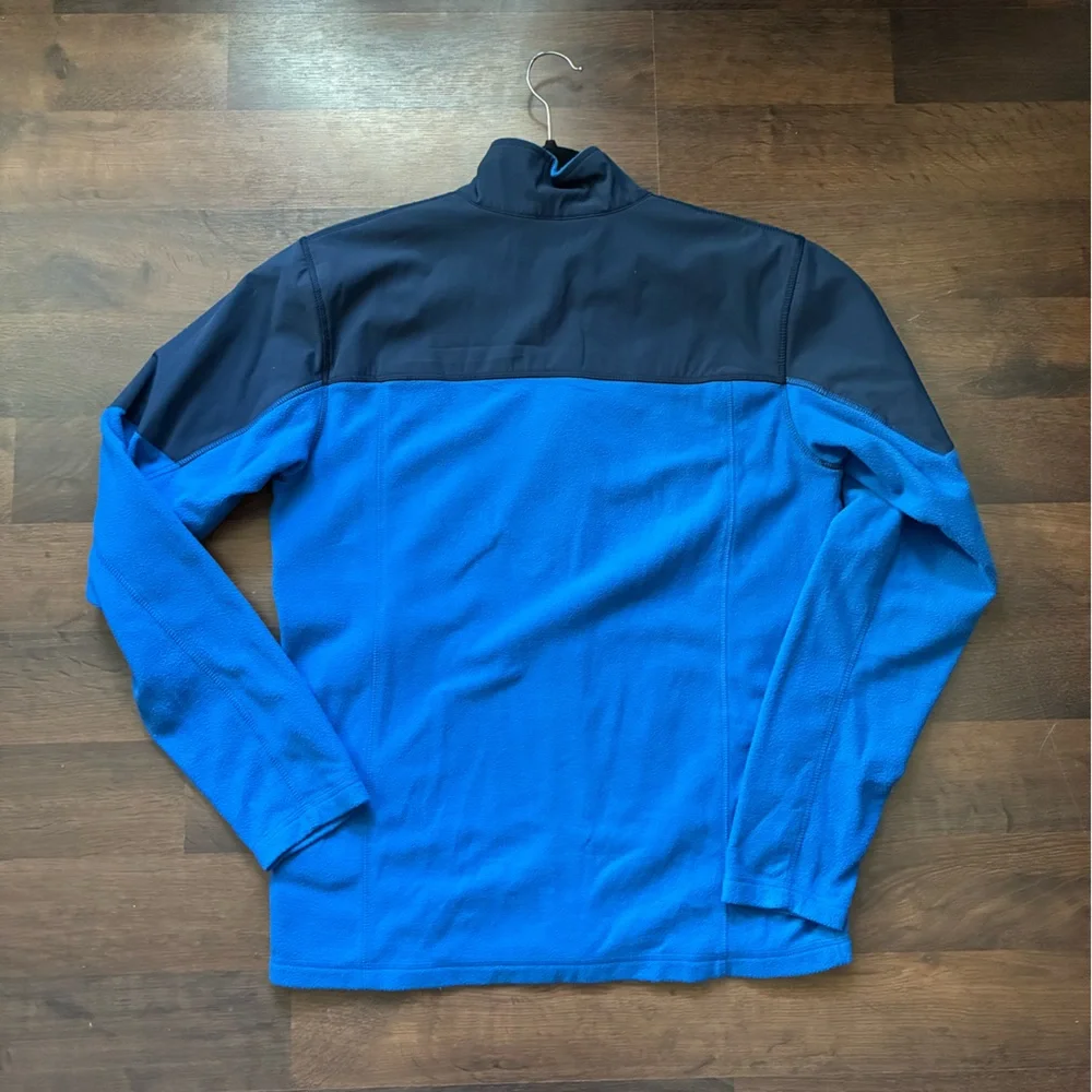 The North Face Two-Tone Blue Jacket - Picture 5 of 5